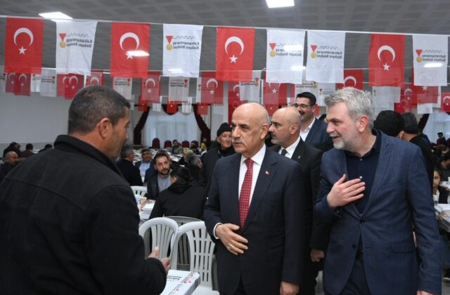 Çağlayanceritliler Büyükşehir’in İftar Sofrasında Bir Araya Geldi