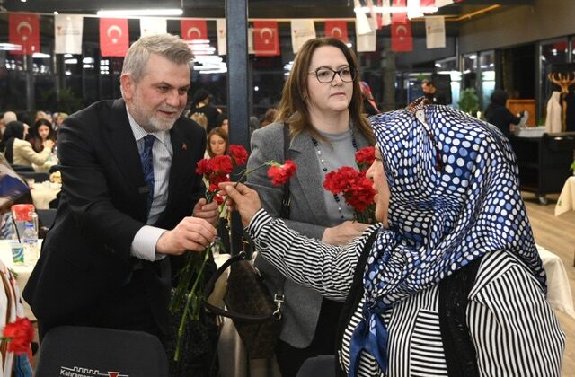 Büyükşehir, Dünya Kadınlar Günü’nde Kadın Personellerini Unutmadı