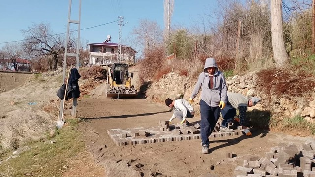 Dulkadiroğlu Belediyesi’nden Gafarlı Mahallesi’nde Yol Çalışmaları