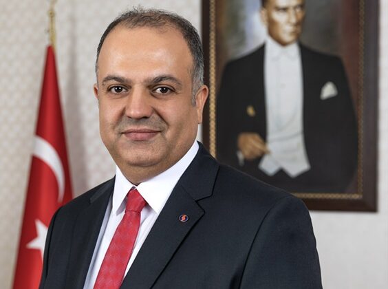 SANKO ÜNİVERSİTESİ HASTANESİ GENEL MÜDÜRÜ DR. KİLECİ: “YAŞAMINI, İNSAN HAYATINA ADAYAN SAĞLIK ÇALIŞANLARIMIZIN GÜNÜ KUTLU OLSUN”