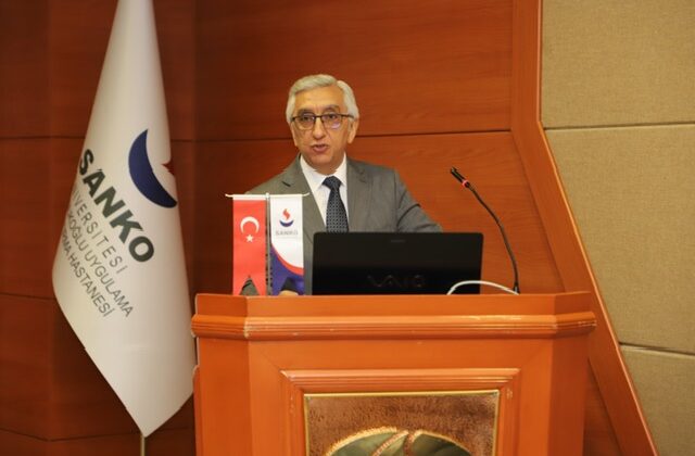 SANKO ÜNİVERSİTESİ’NDE “İSTİKLAL MARŞI VE MEHMET AKİF” KONULU KONFERANS DÜZENLENDİ