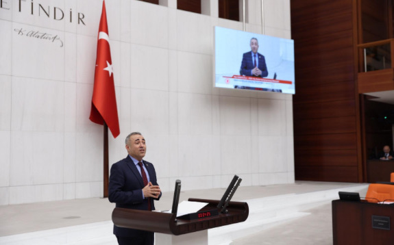 DEVA Partili Karatutlu: “Kahramanmaraş ne havada var ne karada!”