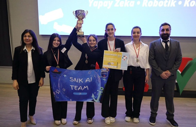 SANKO OKULLARI YAPAY ZEKA DÜNYA FİNALLERİNDE