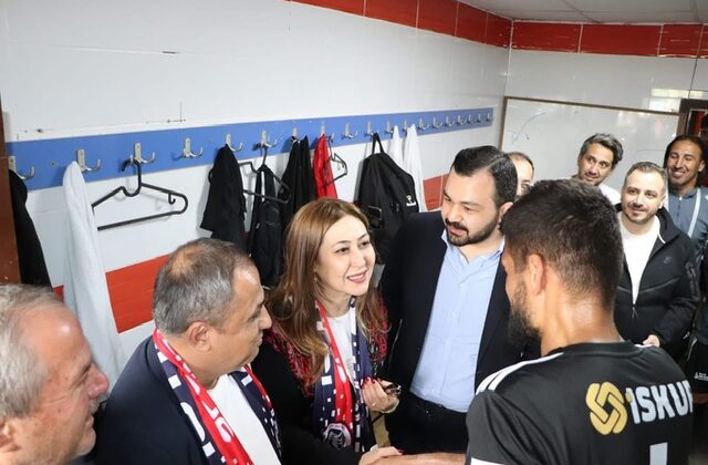 Milletvekili Zuhal Karakoç Dora’dan Kahramanmaraş İstiklalspor’a Tebrik