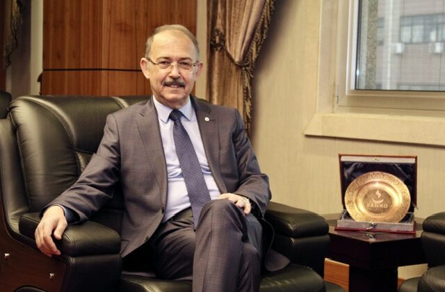 SANKO ÜNİVERSİTESİ REKTÖRÜ PROF. DR. DAĞLI:“BAYRAMLAR, MİLLİ VE MANEVİ DUYGULARIN EN YOĞUN YAŞANDIĞI ÖZEL GÜNLERDİR”