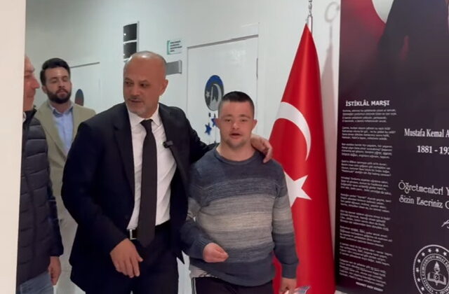 Başkan Koray Kıraç’tan Anlamlı Ziyaret: Feyzan Rehabilitasyon Merkezi’nde Sevgi Dolu Buluşma