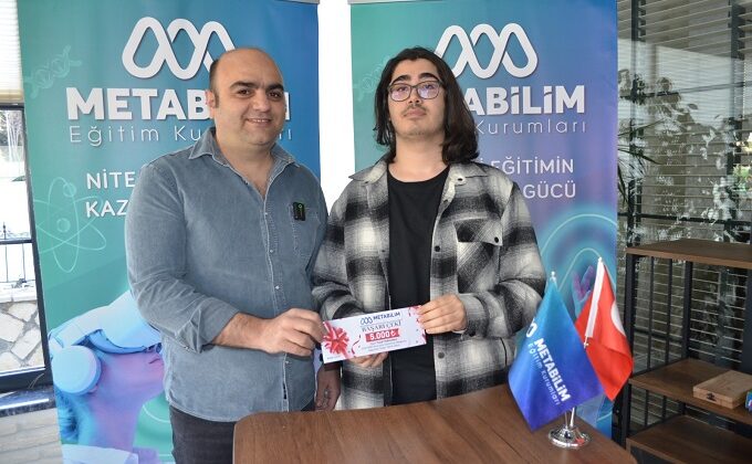 Metabilim Özel Öğretim Kursu, Başarılı Öğrencilere Büyük Ödüller Sunarak Teşvik Ediyor