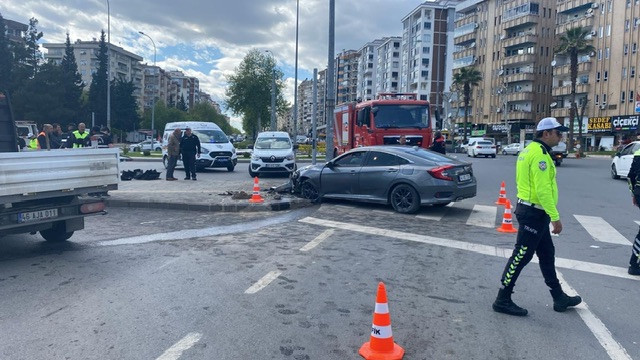 Kahramanmaraş’ta hızını alamayan otomobil dehşet saçtı
