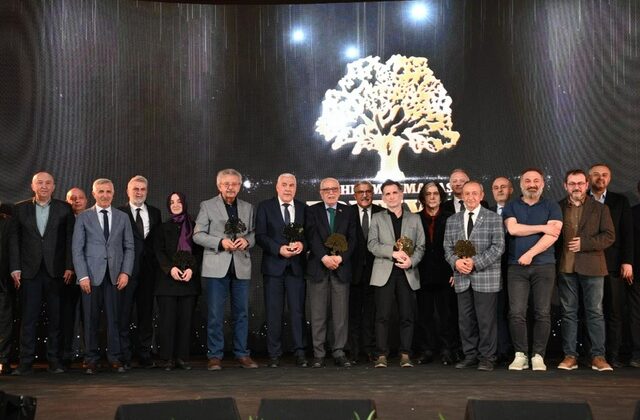5. Uluslararası Şiir ve Edebiyat Günleri, Görkemli Bir Programla Final Yaptı