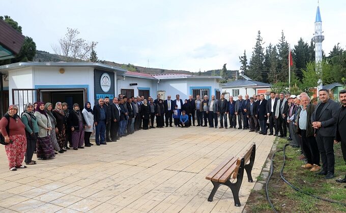 Başkan Mehmet Akpınar Tevekkeli Mahallesi’nde Vatandaşlarla Buluştu