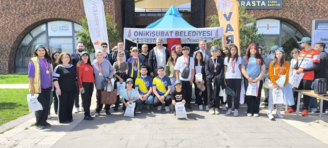 Oryantiring sporcuları bu kez kitapların izini sürdü