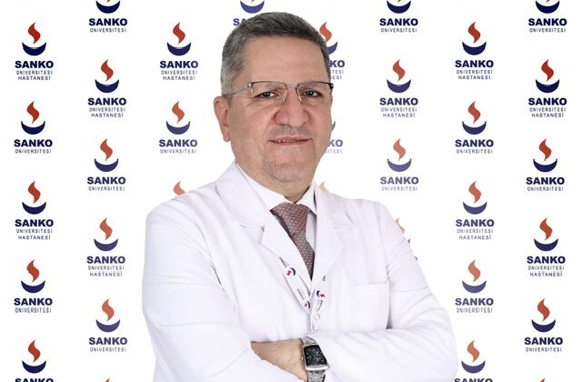 ÜROLOJİ UZMANI PROF. DR. SAKIP ERTURHAN, SANKO ÜNİVERSİTESİ HASTANESİ’NDE