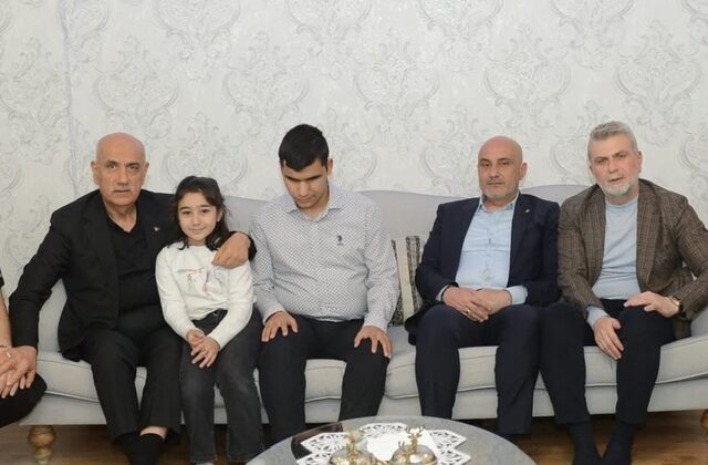 Kur’an-ı Kerim’i Güzel Okuma Yarışmasında Türkiye Birincisi Olan Muhammed Yiğit Karaokur’a Ziyaret