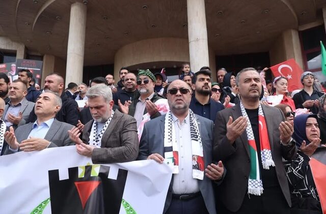 Kahramanmaraş’ta “Gazze Ölüyor, Ayağa Kalk!” Yürüyüşü: Protokol ve Halk Tek Yürek Oldu
