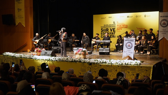 5. Uluslararası Şiir ve Edebiyat Günleri’nin İlk Gününde Edebiyat ve Musiki Rüzgârı