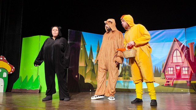 Çocuklar, “Kurnaz Kedi” ile Keyifli Bir Hafta Sonu Geçirdi