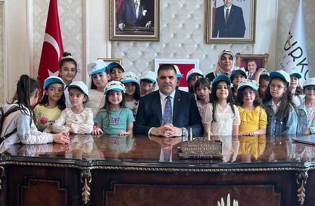 Türkoğlu Belediye Başkanı Mehmet Karaca; “Çocuklarımız Geleceğimizdir, Umutlarımızdır”
