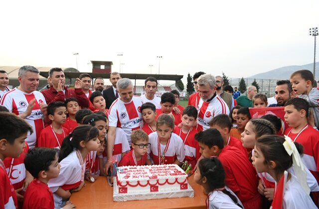 “Kahramanların Çocukları Sahada Destan Yazdı”
