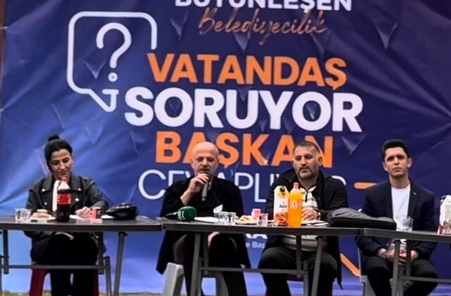 “Vatandaş Soruyor, Başkan Cevaplıyor” Programı Rabia Parkı’nda Gerçekleştirildi