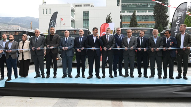 Kahramanmaraş Büyükşehir Belediyesi’nden Dev Araç Teslim Töreni