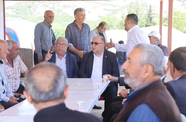 Başkan Mehmet Akpınar, Uzunkışla Camii İnşaatında İncelemelerde Bulundu