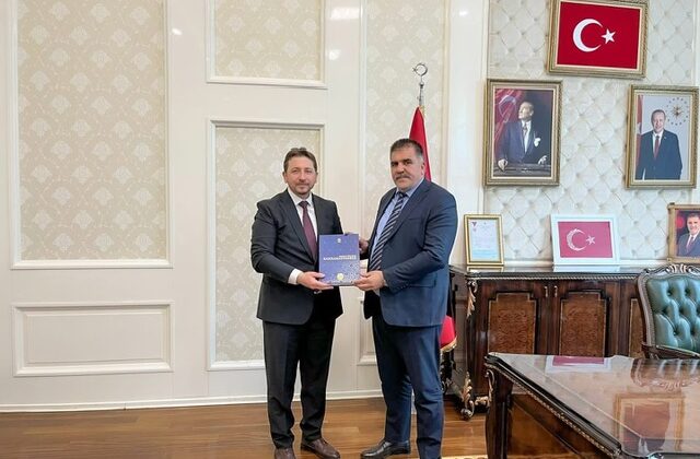 İl Kültür ve Turizm Müdürü Eshabil Yıldız’dan Türkoğlu Belediyesine İadeyi Ziyaret