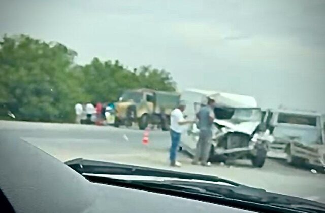 Kahramanmaraş’ta minibüs ile askeri araç çarpıştı: 3 yaralı