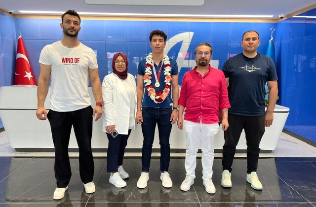 Halil Gürsoy, Türkiye Şampiyonu Sporcuyu Misafir Etti