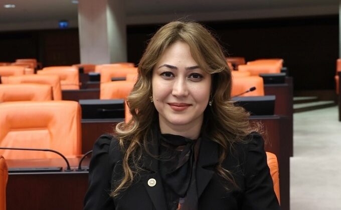 MHP’li Zuhal Karakoç Dora: “Ülkücü Şehitlerimiz, Sarsılmaz İnancın ve Kızıl Elmaya Sadakatin Adıdır”
