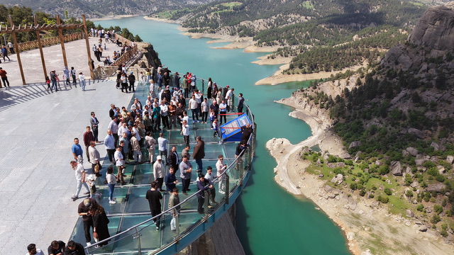 İşitme Engelli Vatandaşlar,Kahramanmaraş’ın Güzelliklerine Hayran Kaldı