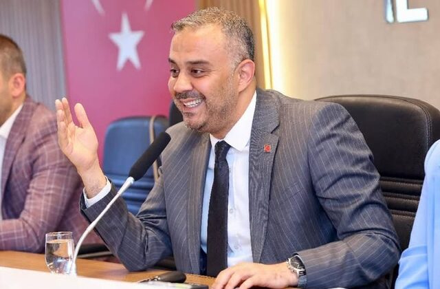 Başkan Toptaş’tan Kadın Kolları Toplantısında Gelecek Vizyonu Sunumu