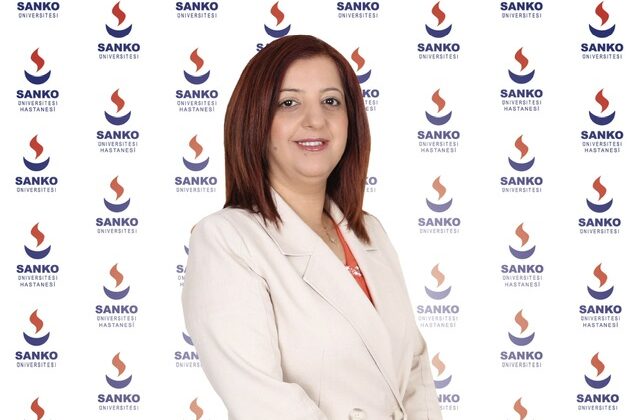 SANKO ÜNİVERSİTESİ HASTANESİ BAŞHEMŞİRESİ ÖZYILMAZ: “HEMŞİRELER, İNSAN SAĞLIĞI İÇİN ÇOK KUTSAL BİR GÖREVİ YERİNE GETİRMEKTEDİR”