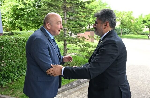 Milletvekili Ömer Oruç Bilal Debgici’den KSÜ Rektörü Alptekin Yasım’a Ziyaret