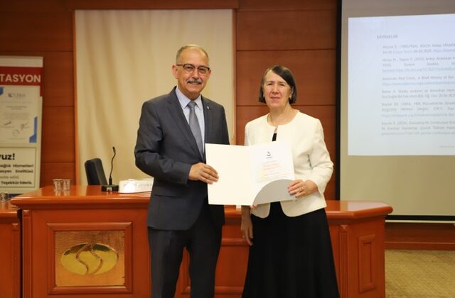SANKO ÜNİVERSİTESİ’NDE “GEÇMİŞTEN GÜNÜMÜZE HEMŞİRELİKTE DEĞERLER SEMPOZYUMU” DÜZENLENDİ