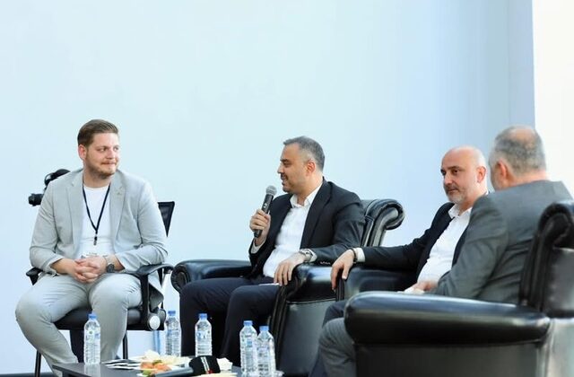 Başkan Hanifi Toptaş: “Gençliğin Olduğu Yerde Umut Vardır, Gelecek Vardır”