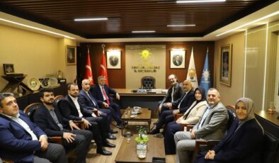 Nevzat Pakdil ve Yücel Arzen’den AK Parti Kahramanmaraş İl Başkanlığı’na Ziyaret