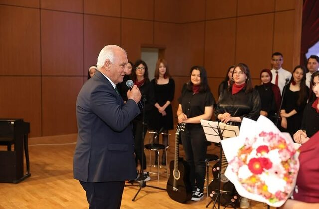 Göksun’da Gençlik Korosu’ndan Unutulmaz Müzik Dinletisi