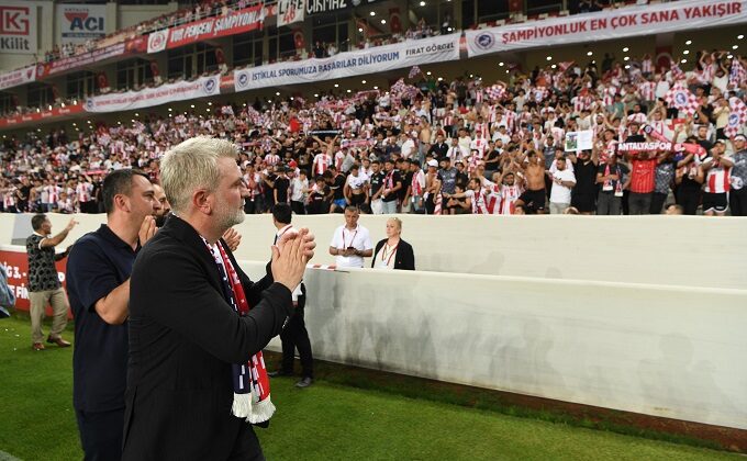 Başkan Görgel, Şampiyonluk Yolunda da İstiklalspor’u Yalnız Bırakmadı