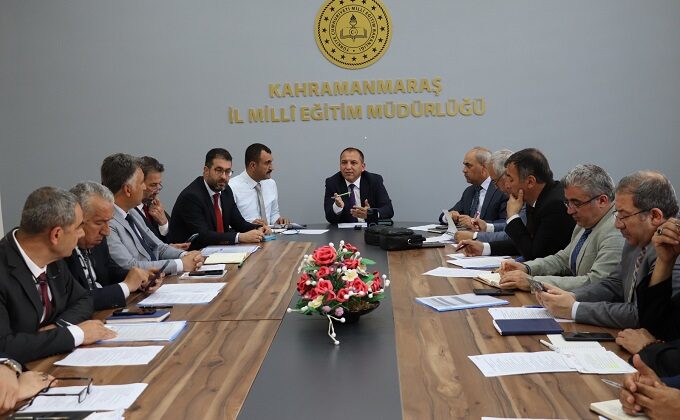 Kahramanmaraş’ta Eğitim Değerlendirme Toplantısı Gerçekleştirildi