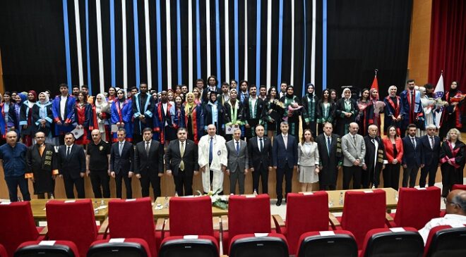 Kahramanmaraş Sütçü İmam Üniversitesinde Mezuniyet Coşkusu
