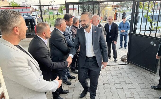 AK Parti Dulkadiroğlu İlçe Başkanı Ali Çam’dan Kurban Bayramı Mesajı “Bayramlar, Kardeşlik ve Birliğimizi Pekiştiren Mübarek Zamanlardır”