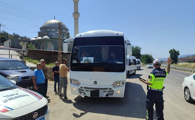 Kahramanmaraş’ta kural ihlali yapan sürücülere ceza yağdı