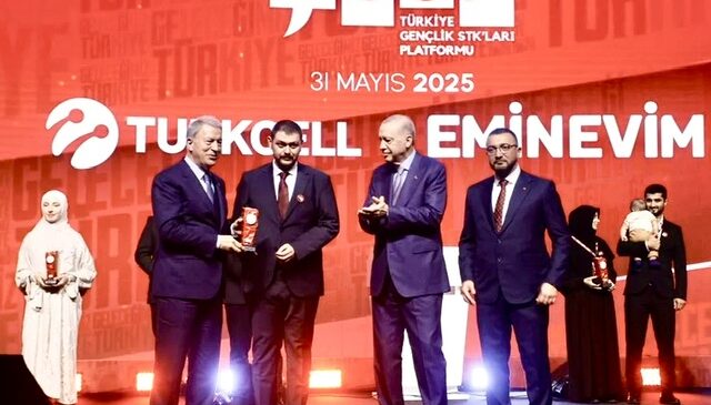 İsmail Dinçer’e Girişimcilik Ödülü: Cumhurbaşkanı Erdoğan’dan Büyük Onur