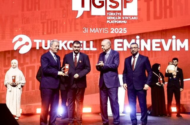 İsmail Dinçer’e Girişimcilik Ödülü: Cumhurbaşkanı Erdoğan’dan Büyük Onur