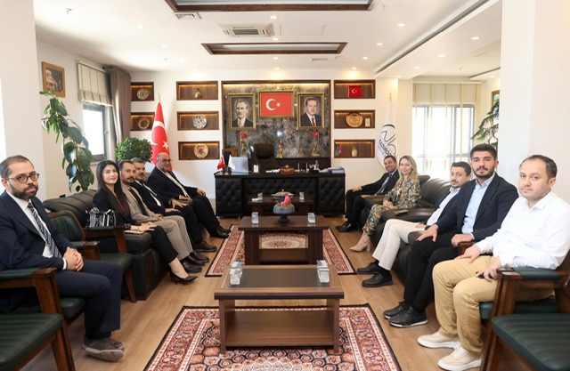 Baro Başkanı Kır’dan Başkan Akpınar’a Ziyaret