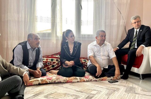 MHP’li Dora Bayramın İlk Gününde Pazarcık’ta: “Her Sorun Çözülene Kadar Durmayacağız”