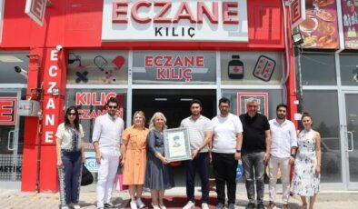 Başkan Ebru Kaya’dan Eczacılık Vurgusu: “Her reçetede bir umut, her danışmada bir fark yaratıyoruz”