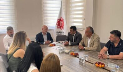Milletvekili Ali Öztunç’tan Elbistan Kent Konseyi’ne Ziyaret