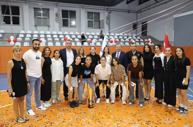 ADİL SANİ KONUKOĞLU SPOR LİSESİ’NDE MEZUNİYET HEYECANI