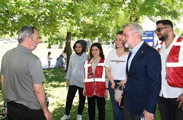 Başkan Görgel, YKS Adaylarını ve Ailelerini Yalnız Bırakmadı